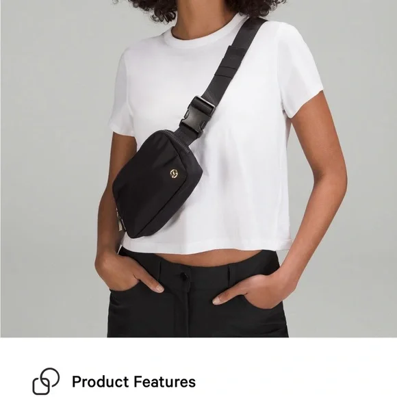 GOLD Lululemon Everywhere Belt Bag - Picture 6 of 6